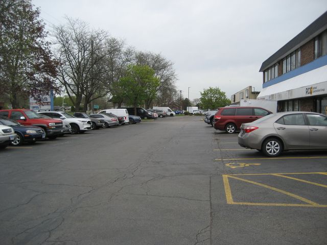 603 W WISE Road, Schaumburg, IL 60193