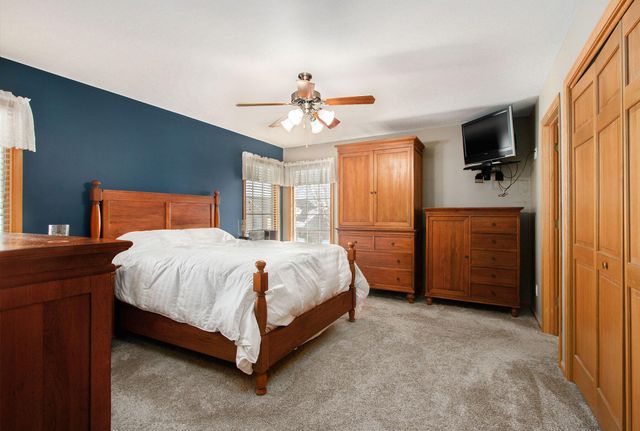 10399 Pike Street, Crown Point, IN 46307