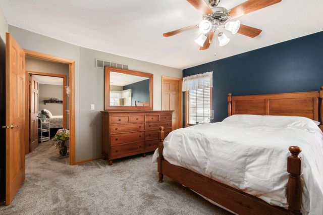 10399 Pike Street, Crown Point, IN 46307