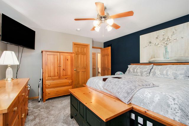 10399 Pike Street, Crown Point, IN 46307