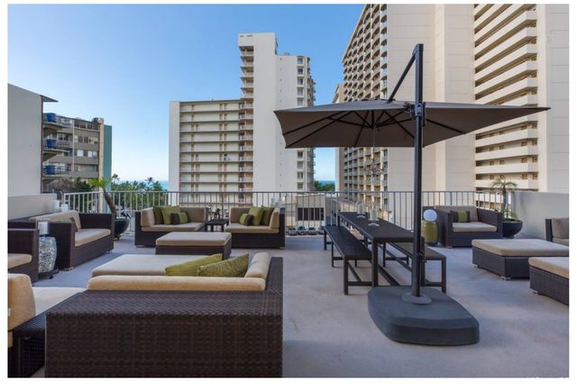 2572 Lemon Road 703, Honolulu, HI 96815