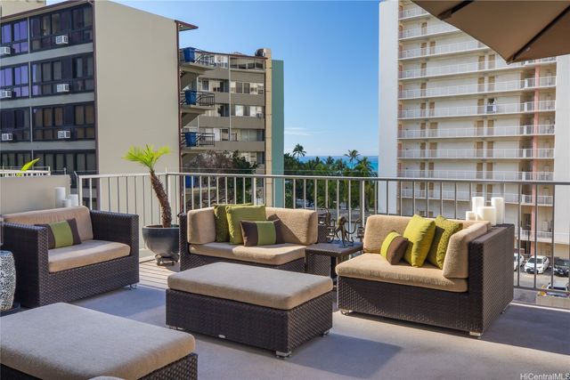 2572 Lemon Road 703, Honolulu, HI 96815