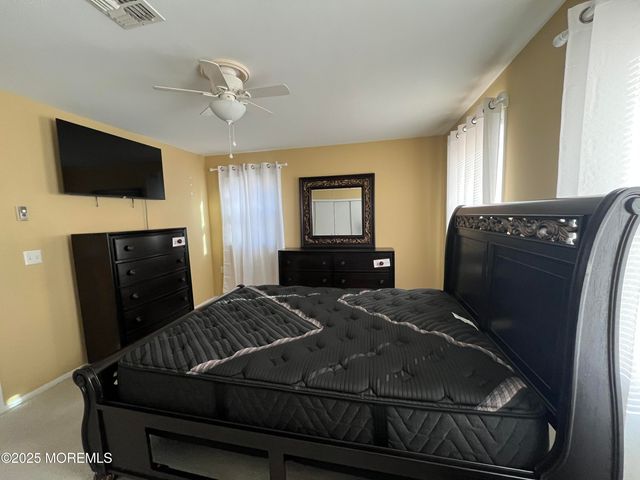 1 Orchard Drive 73, Whiting, NJ 08759