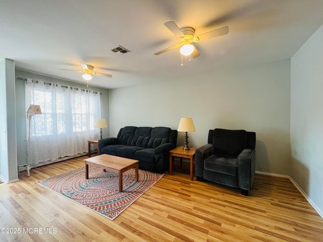 1 Orchard Drive 73, Whiting, NJ 08759