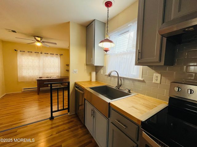 1 Orchard Drive 73, Whiting, NJ 08759