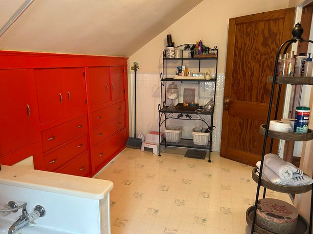 302 N Mackinaw Street, Durand, MI 48429