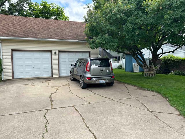302 N Mackinaw Street, Durand, MI 48429