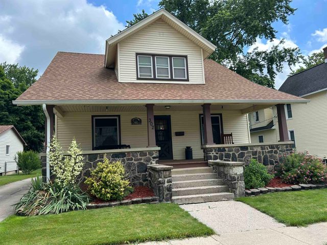 302 N Mackinaw Street, Durand, MI 48429