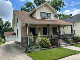 302 N Mackinaw Street, Durand, MI 48429