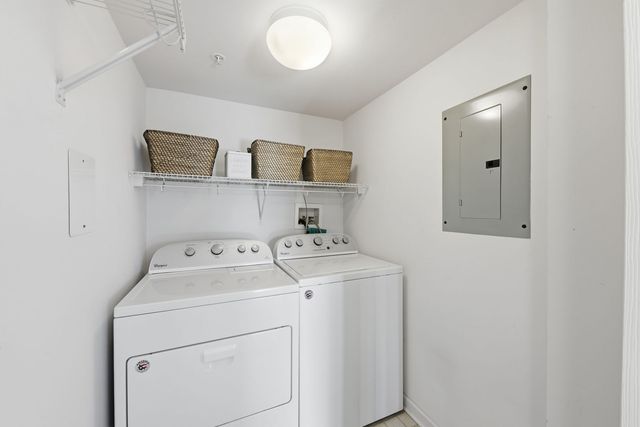 31 E Grove Street 501, Lombard, IL 60148