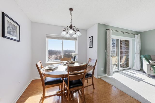 31 E Grove Street 501, Lombard, IL 60148