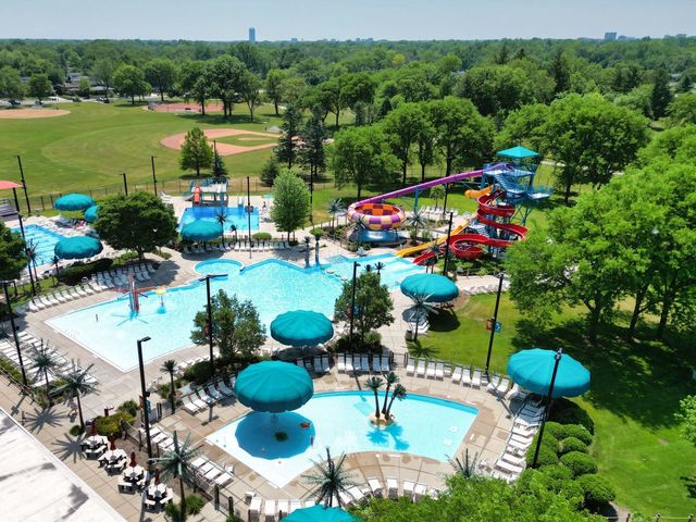 31 E Grove Street 501, Lombard, IL 60148