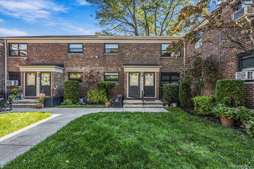 73-63 217th Street 359B2, Bayside, NY 11364 — photo 2