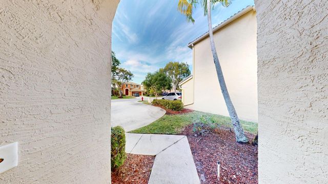 9710 Wyeth Court, Wellington, FL 33414