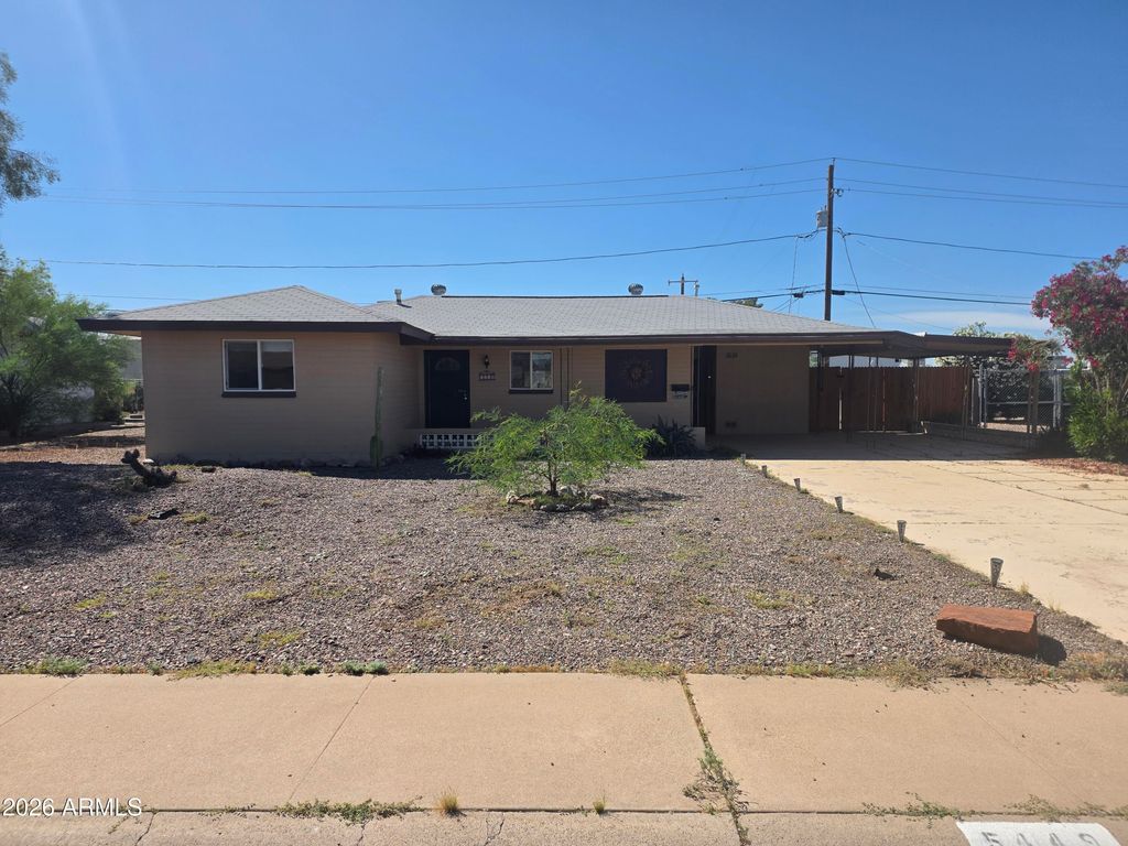 5449 E AKRON Street, Mesa, AZ 85205