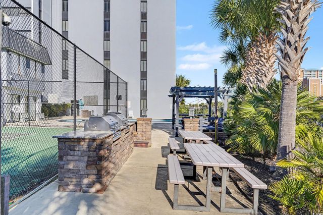 601 Mitchell Dr Apt 605, Myrtle Beach, SC 29577