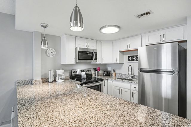 601 Mitchell Dr Apt 605, Myrtle Beach, SC 29577