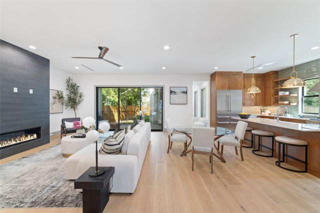 5200 Beech Street, Bellaire, TX 77401