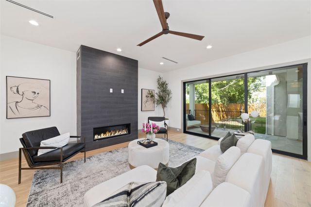 5200 Beech Street, Bellaire, TX 77401