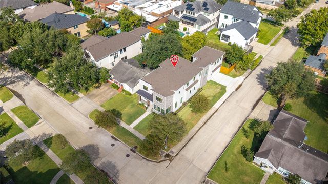 5200 Beech Street, Bellaire, TX 77401