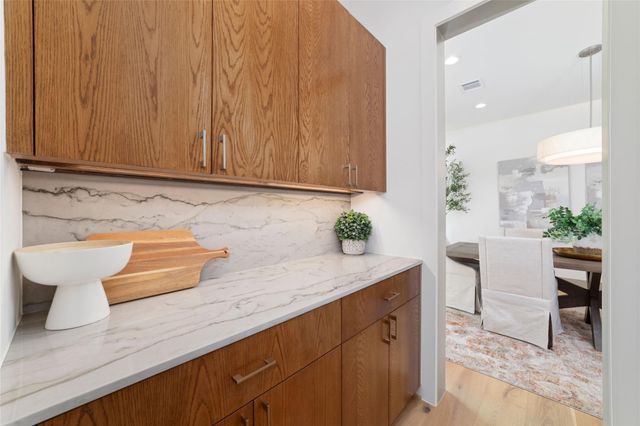 5200 Beech Street, Bellaire, TX 77401