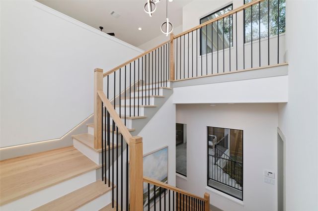 5200 Beech Street, Bellaire, TX 77401