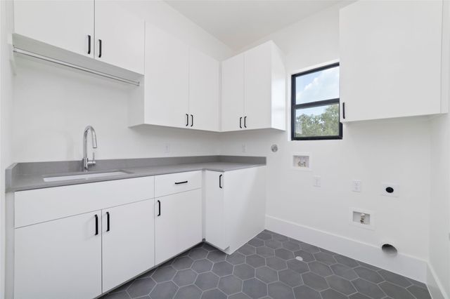 5200 Beech Street, Bellaire, TX 77401