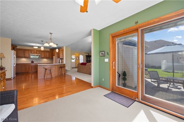 1009 Glendalough Drive, Grafton, OH 44044