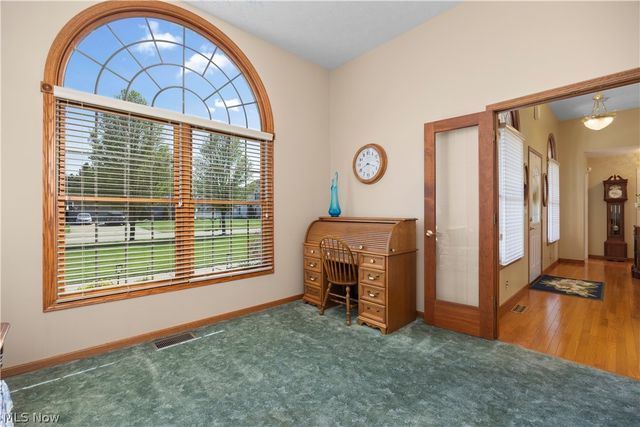 1009 Glendalough Drive, Grafton, OH 44044