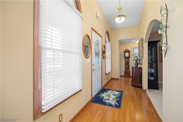 1009 Glendalough Drive, Grafton, OH 44044