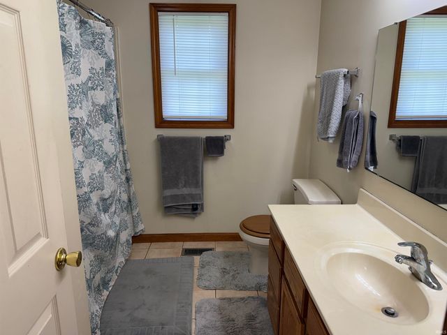 4944 Brumley Road, Newburgh, IN 47630