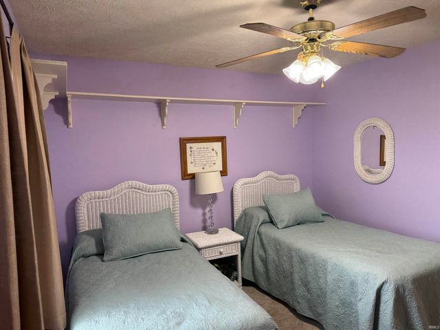 4944 Brumley Road, Newburgh, IN 47630