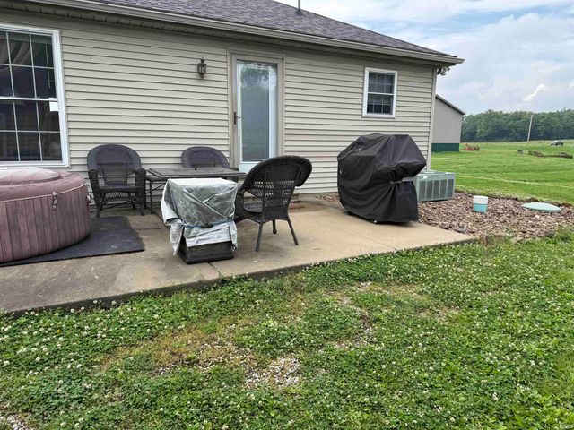 4944 Brumley Road, Newburgh, IN 47630