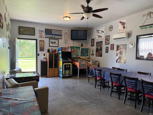 4944 Brumley Road, Newburgh, IN 47630