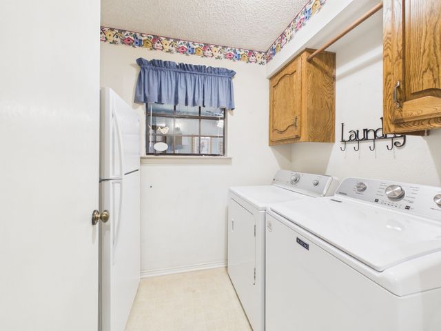 537 Sapling Way, Desoto, TX 75115