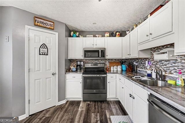 302 Fairview Lane, Dallas, GA 30157