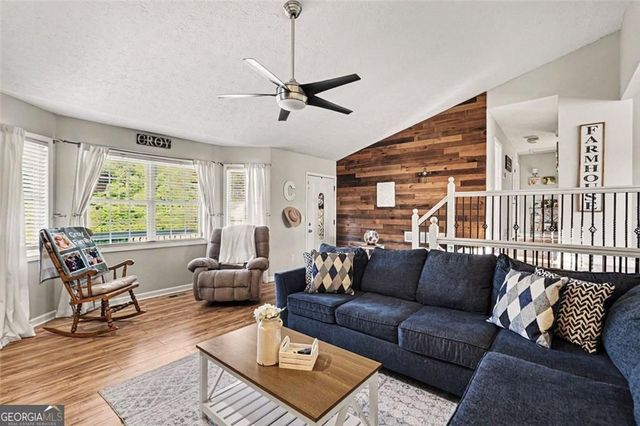 302 Fairview Lane, Dallas, GA 30157