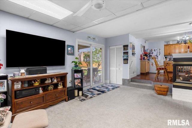 17 CELESTE Court, Springfield, IL 62703