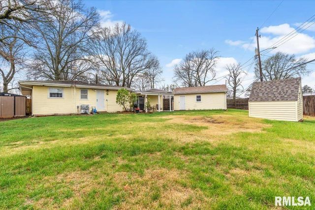 17 CELESTE Court, Springfield, IL 62703