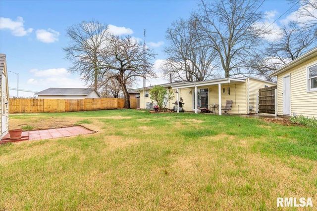 17 CELESTE Court, Springfield, IL 62703