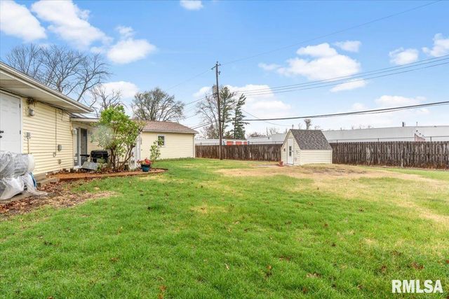 17 CELESTE Court, Springfield, IL 62703