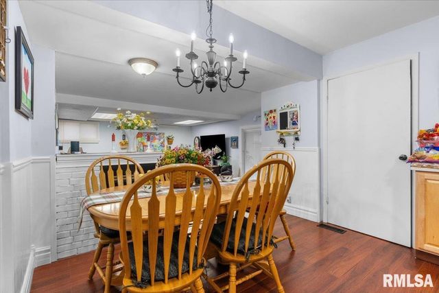 17 CELESTE Court, Springfield, IL 62703