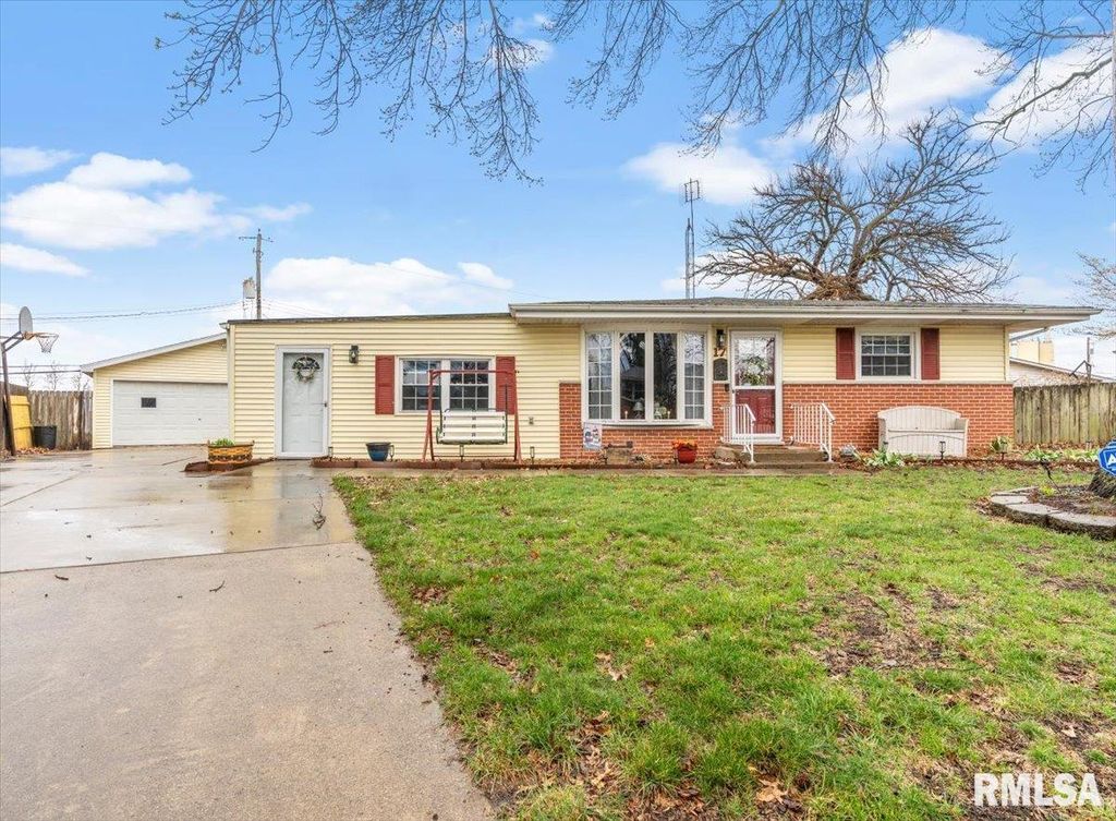 17 CELESTE Court, Springfield, IL 62703