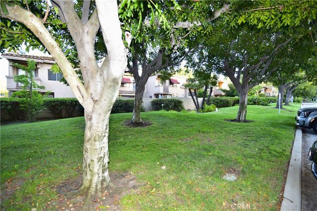 2090 Villa Del Lago B, Chino Hills, CA 91709