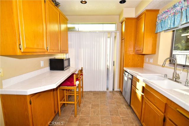 2090 Villa Del Lago B, Chino Hills, CA 91709