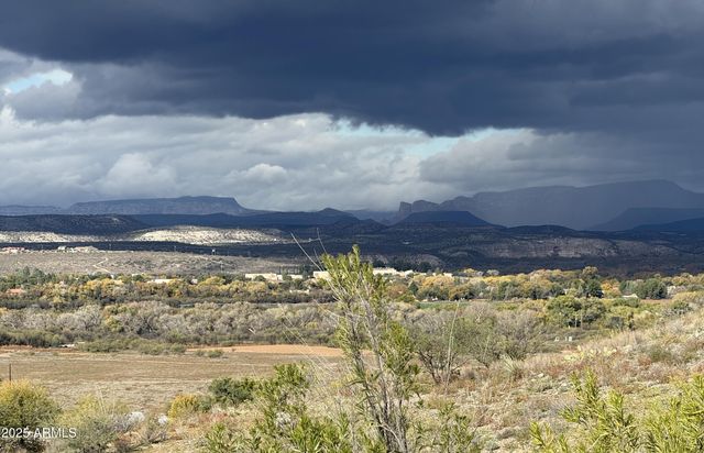 592 W SADDLE CREEK Drive, Camp Verde, AZ 86322