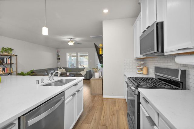 18544 Meadow Point Lane, Montgomery, TX 77316