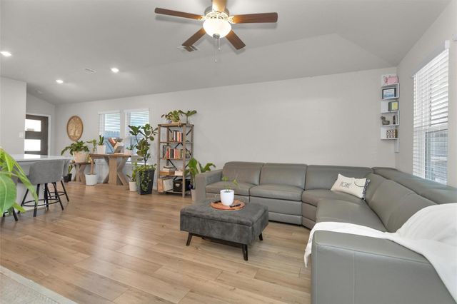 18544 Meadow Point Lane, Montgomery, TX 77316