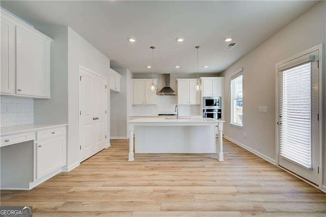 305 Exeter Court, Stockbridge, GA 30281