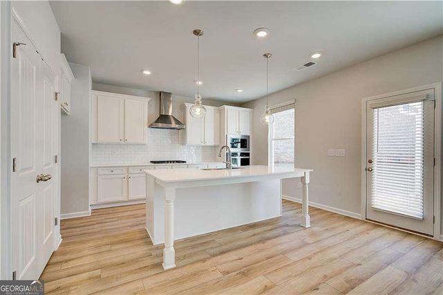 305 Exeter Court, Stockbridge, GA 30281